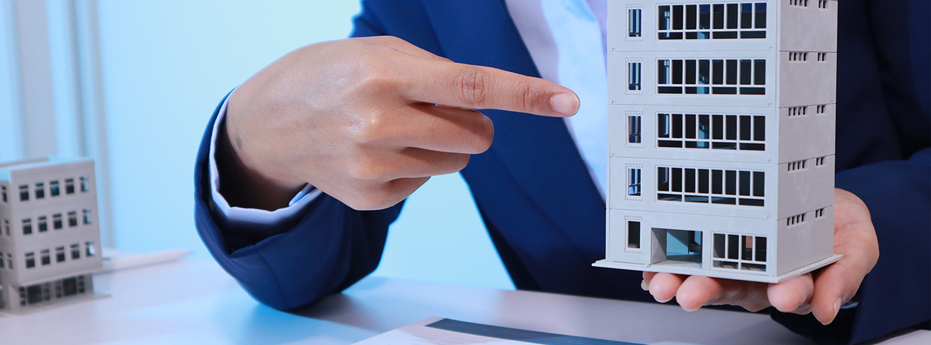 Wij nemen het uit handen